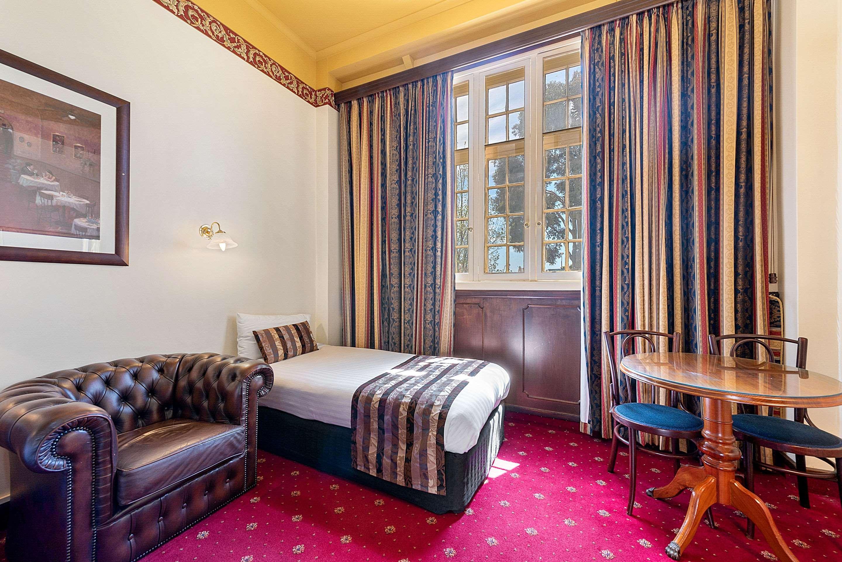 Quality Hotel Colonial Λόντσεστον Εξωτερικό φωτογραφία