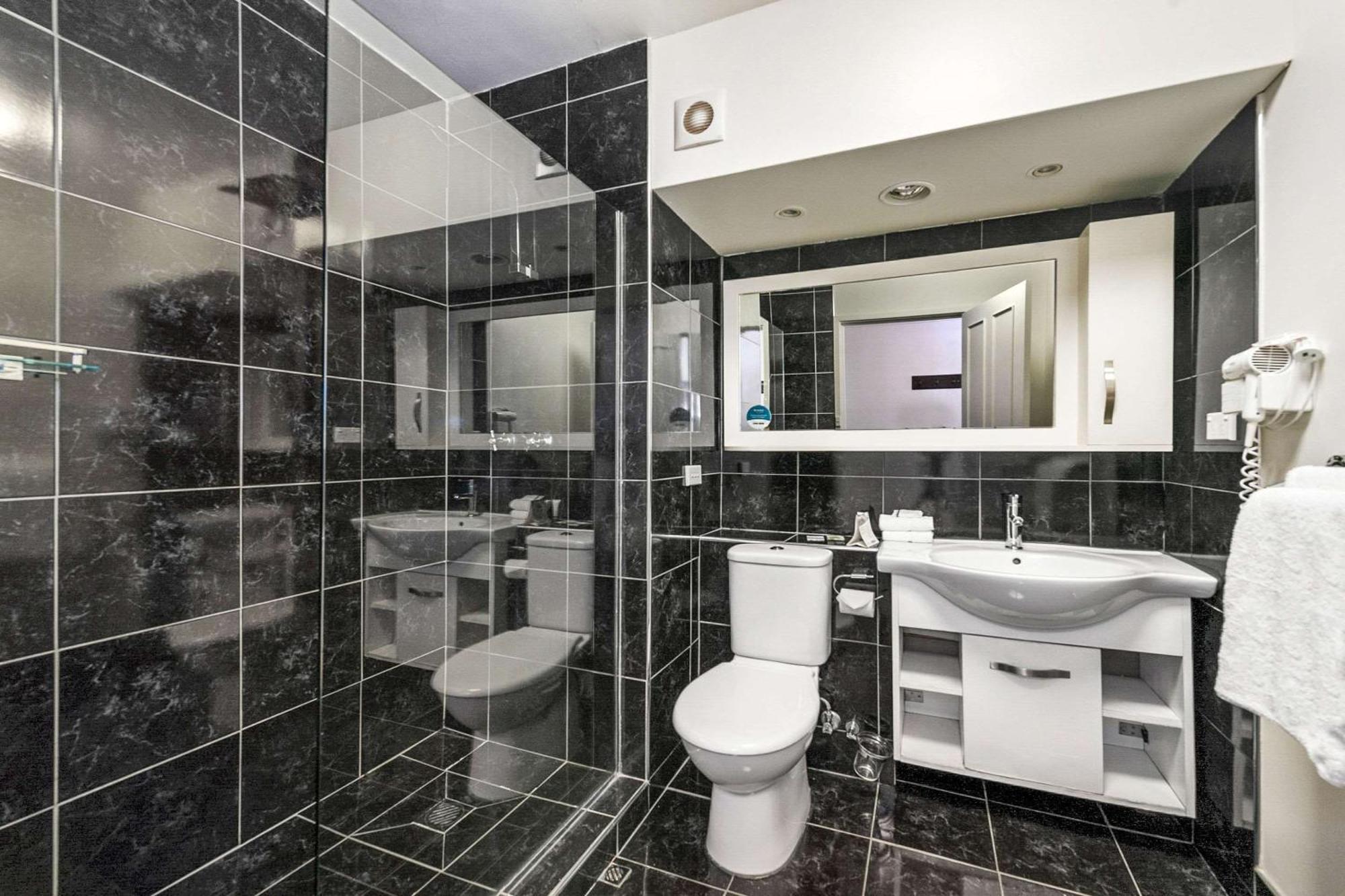 Quality Hotel Colonial Λόντσεστον Εξωτερικό φωτογραφία