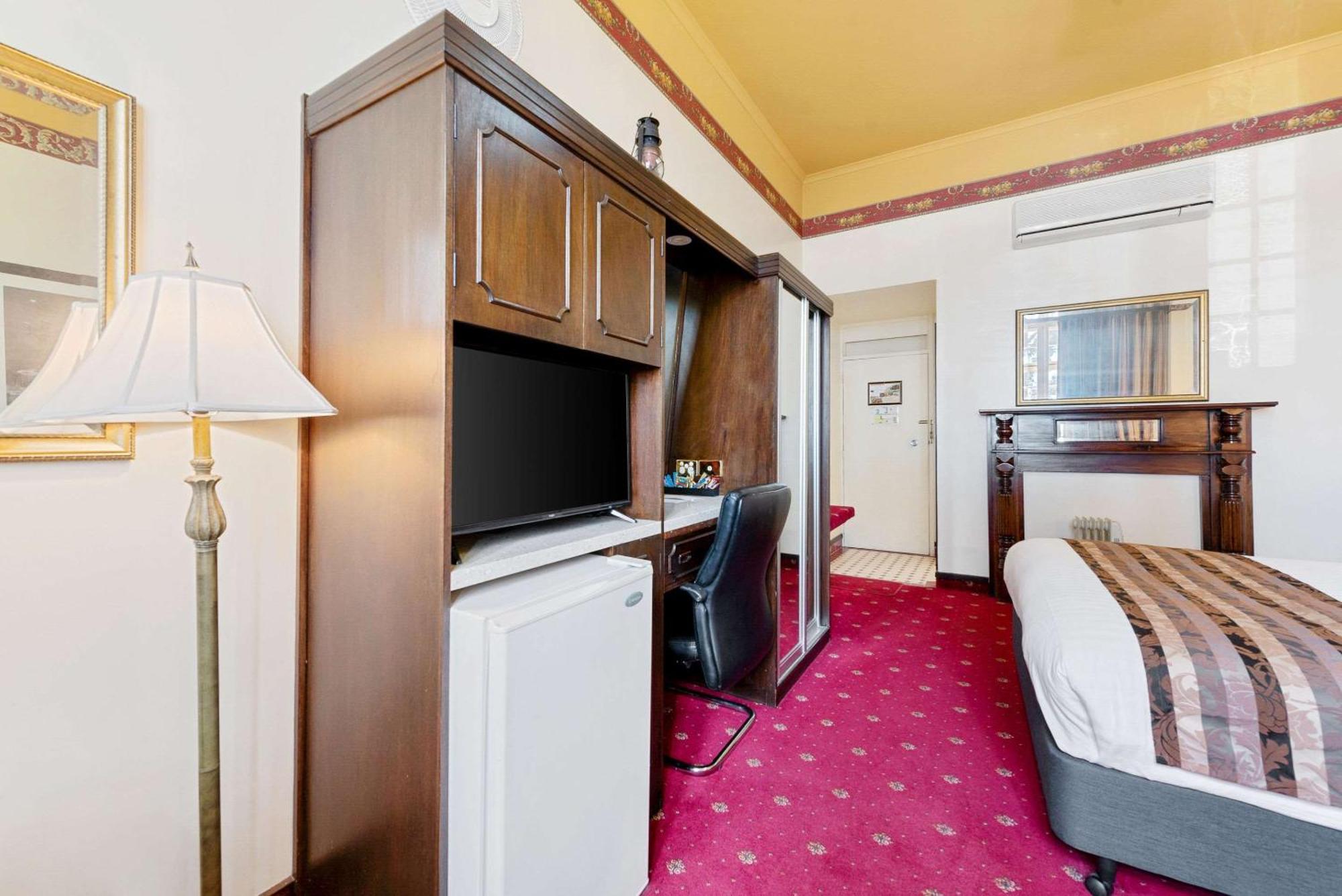 Quality Hotel Colonial Λόντσεστον Εξωτερικό φωτογραφία