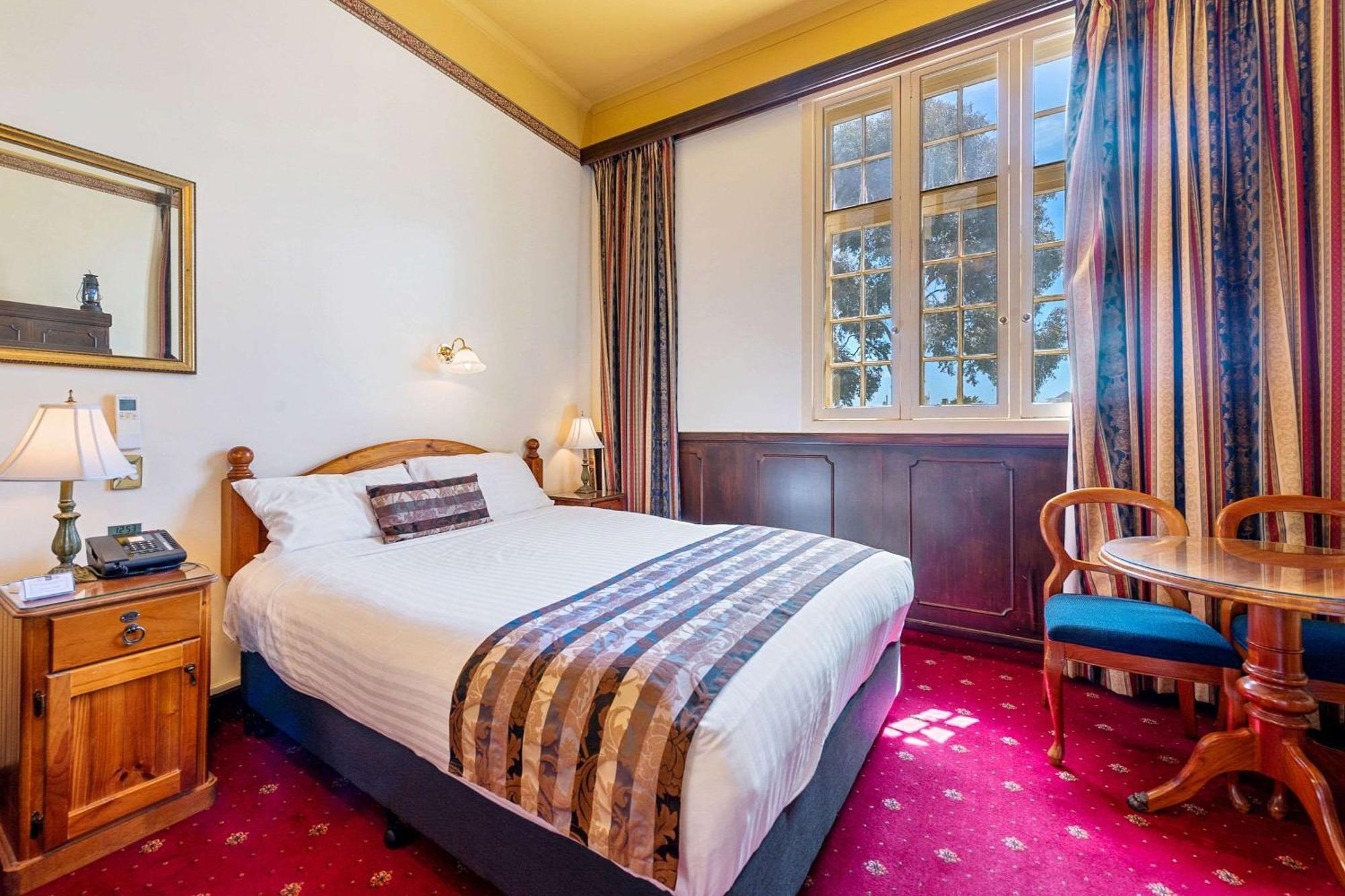 Quality Hotel Colonial Λόντσεστον Εξωτερικό φωτογραφία